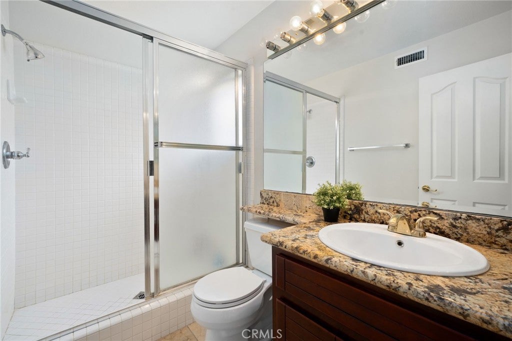 Cypress, California, 90630, United States, 4 Bedrooms Bedrooms, ,4 BathroomsBathrooms,Residential,Active,1945840