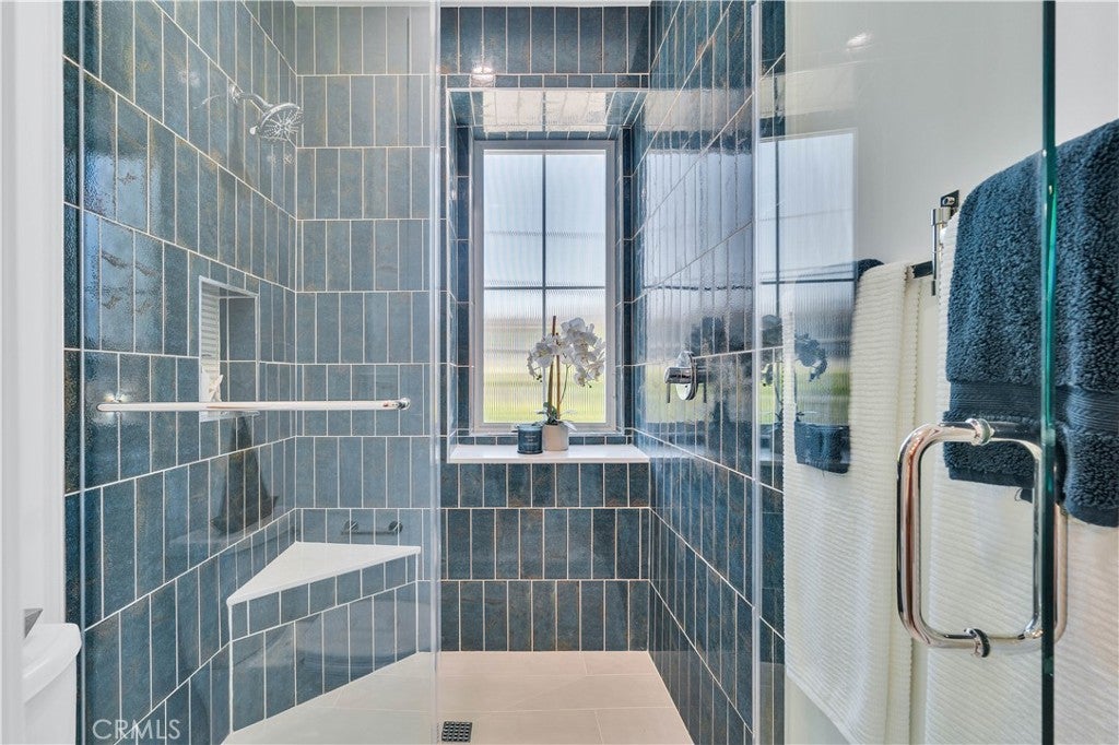 Redondo Beach, California, 90278, United States, 5 Bedrooms Bedrooms, ,5 BathroomsBathrooms,Residential,Active,1959976