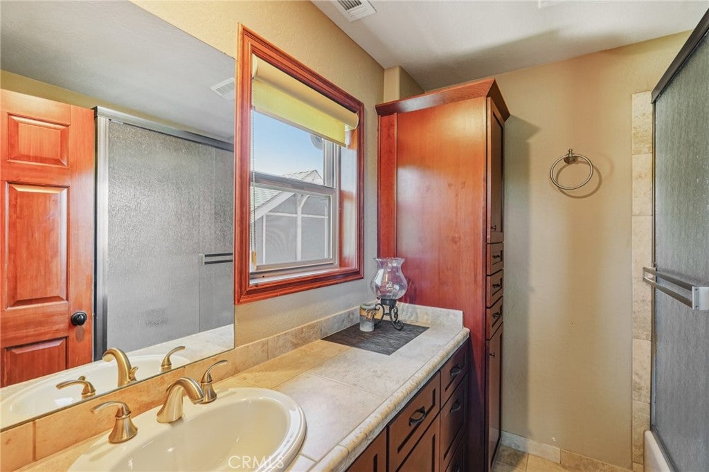 Big Bear Lake, California, 92315, United States, 6 Bedrooms Bedrooms, ,7 BathroomsBathrooms,Residential,Active,1945198