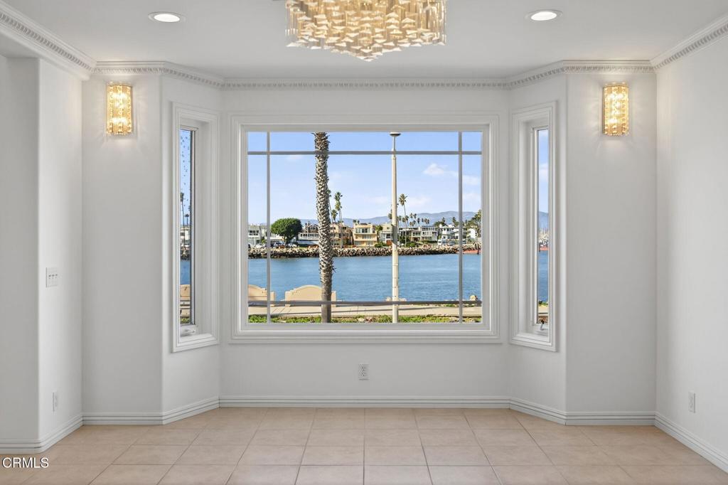 Oxnard, California, 93035, United States, 4 Bedrooms Bedrooms, ,4 BathroomsBathrooms,Residential,Active,1997596