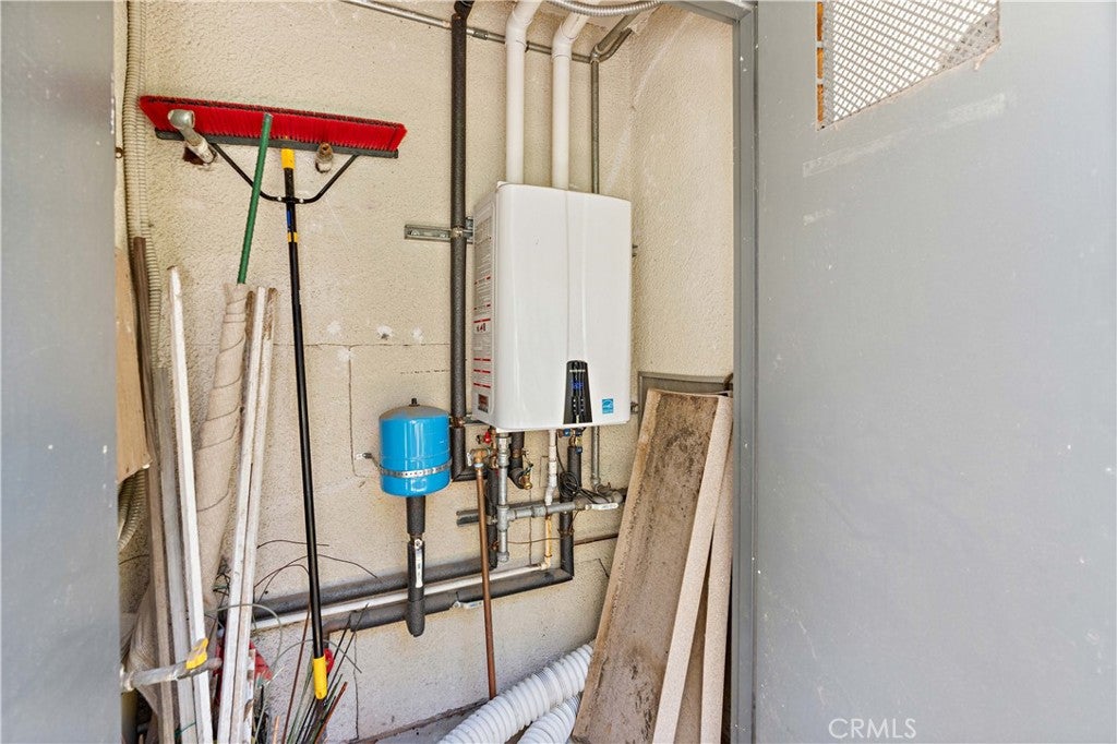 Studio City, California, 91604, United States, 5 Bedrooms Bedrooms, ,4 BathroomsBathrooms,Residential,Active,2006964