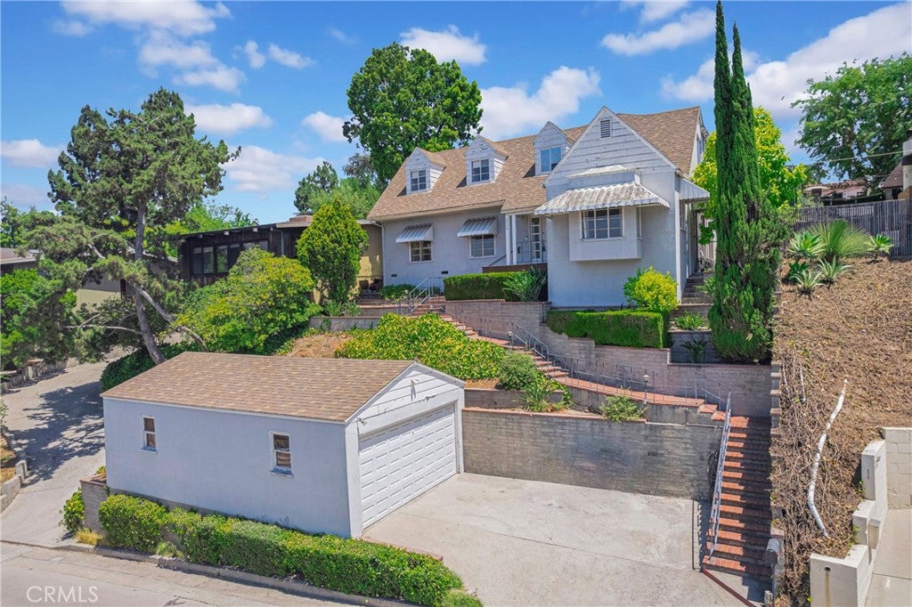 Los Angeles, California, 90039, United States, 4 Bedrooms Bedrooms, ,3 BathroomsBathrooms,Residential,Active,1892396