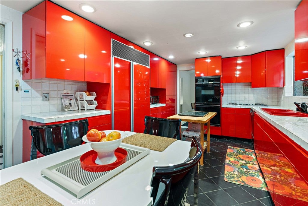 Studio City, California, 91604, United States, 5 Bedrooms Bedrooms, ,4 BathroomsBathrooms,Residential,Active,2006964