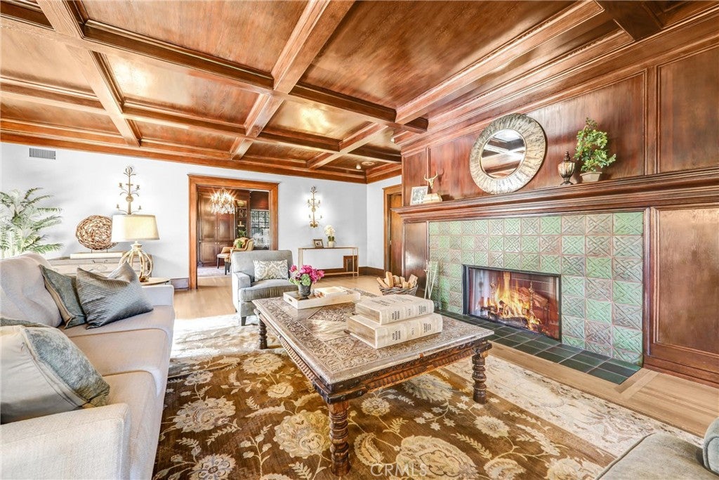 Pasadena, California, 91106, United States, 8 Bedrooms Bedrooms, ,10 BathroomsBathrooms,Residential,Active,1996260