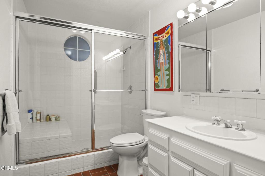 Oxnard, California, 93035, United States, 3 Bedrooms Bedrooms, ,4 BathroomsBathrooms,Residential,Active,1905342