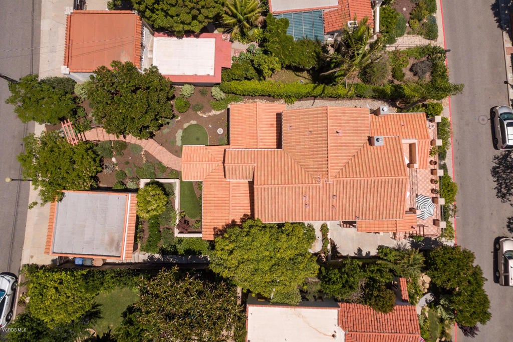 Ventura, California, 93001, United States, 4 Bedrooms Bedrooms, ,4 BathroomsBathrooms,Residential,Contingent,1944037