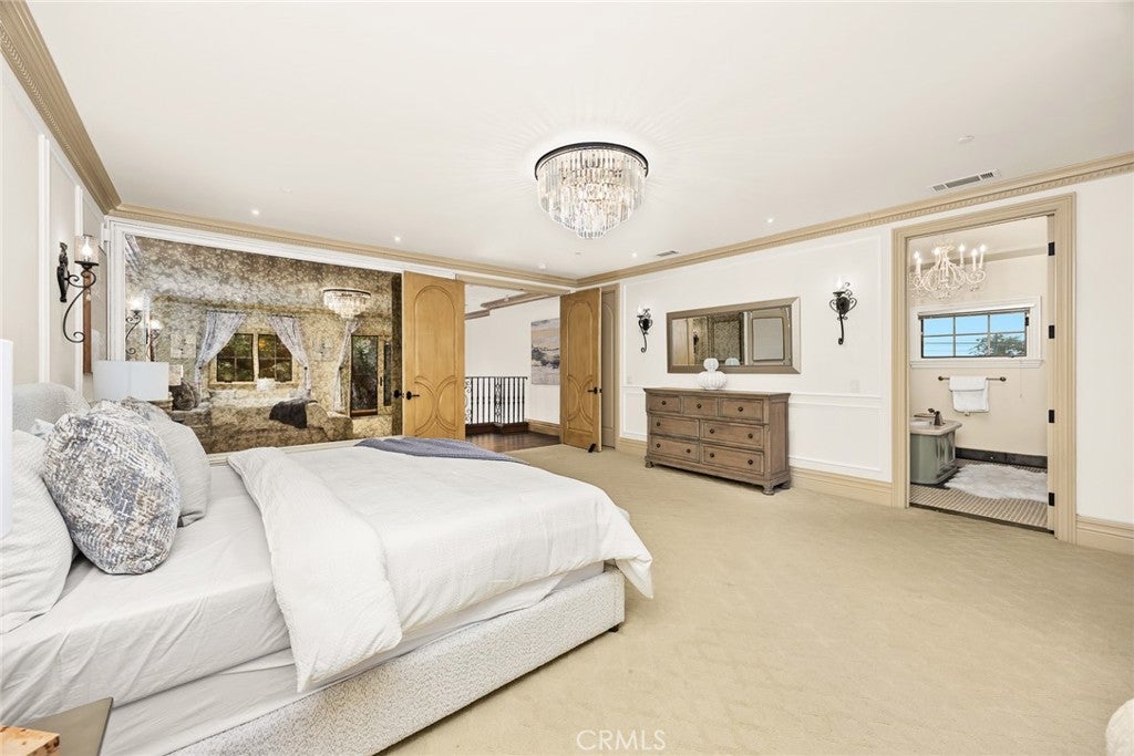 Arcadia, California, 91007, United States, 4 Bedrooms Bedrooms, ,5 BathroomsBathrooms,Residential,Active,2015840