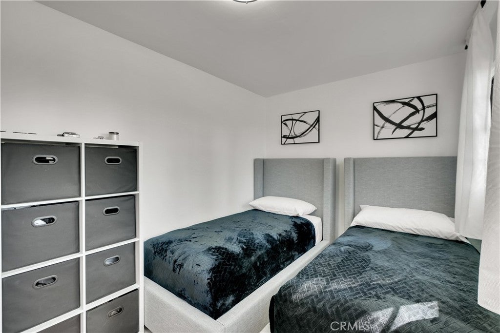 Glendale, California, 91206, United States, 4 Bedrooms Bedrooms, ,3 BathroomsBathrooms,Residential,Active,1963262