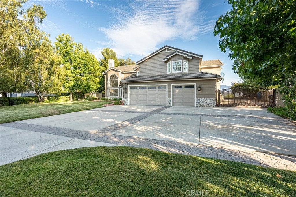 Santa Clarita, California, 91350, United States, 6 Bedrooms Bedrooms, ,5 BathroomsBathrooms,Residential,Active,2006901