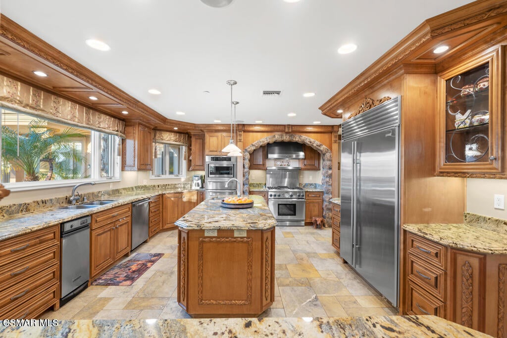 Simi Valley, California, 93065, United States, ,8 BathroomsBathrooms,Residential,Active,1755184