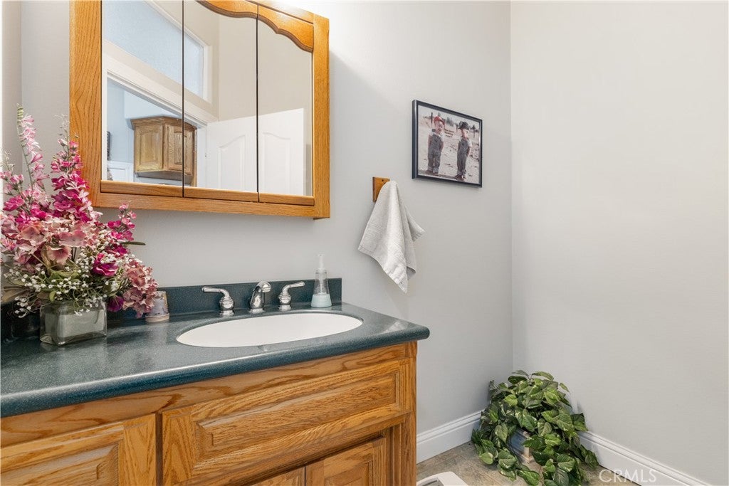 Paso Robles, California, 93446, United States, 7 Bedrooms Bedrooms, ,6 BathroomsBathrooms,Residential,Active,1919055