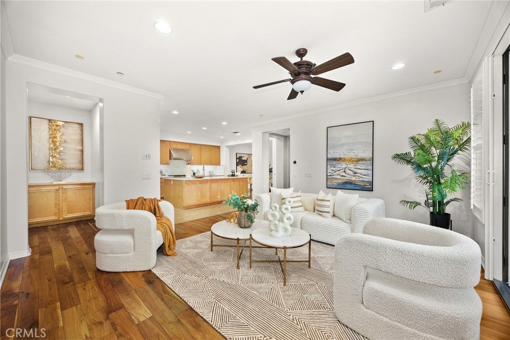 Monterey Park, California, 91754, United States, 5 Bedrooms Bedrooms, ,5 BathroomsBathrooms,Residential,Active,1988440