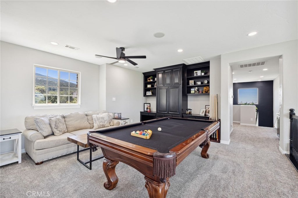 Yucaipa, California, 92399, United States, 4 Bedrooms Bedrooms, ,6 BathroomsBathrooms,Residential,Active,1858722