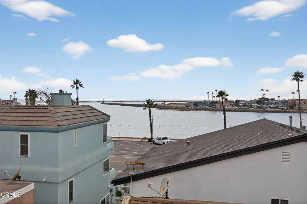 Oxnard, California, 93035, United States, 4 Bedrooms Bedrooms, ,3 BathroomsBathrooms,Residential,Active,2031789