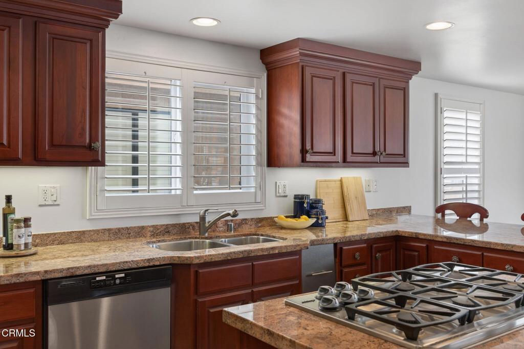 Oxnard, California, 93035, United States, 4 Bedrooms Bedrooms, ,3 BathroomsBathrooms,Residential,Active,2031789