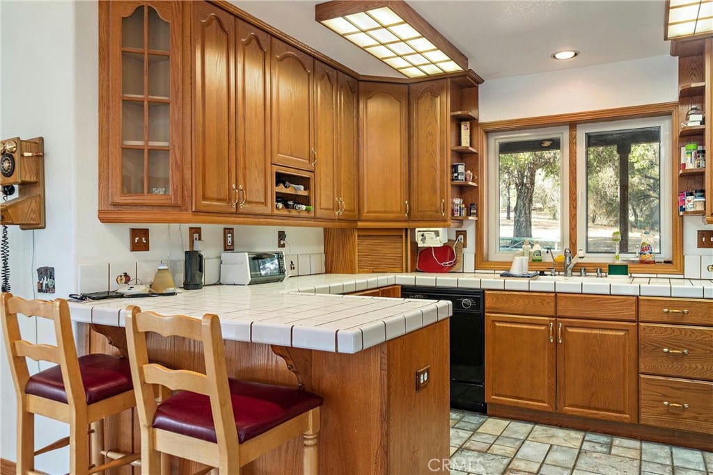 Paso Robles, California, 93446, United States, ,3 BathroomsBathrooms,Residential,Active,1769303