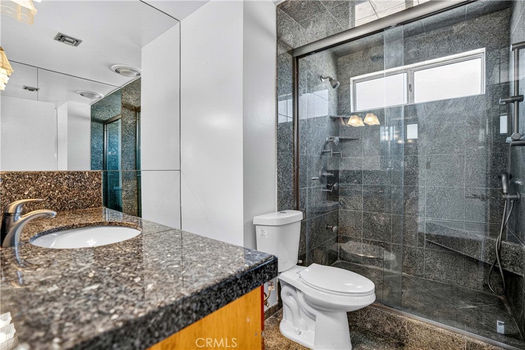 Granada Hills, California, 91344, United States, 5 Bedrooms Bedrooms, ,4 BathroomsBathrooms,Residential,Active,1929698