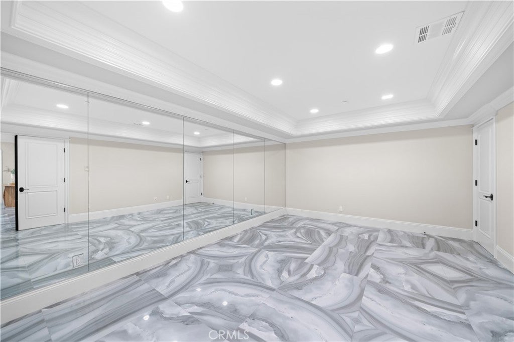 Arcadia, California, 91006, United States, 5 Bedrooms Bedrooms, ,7 BathroomsBathrooms,Residential,Active,1909900