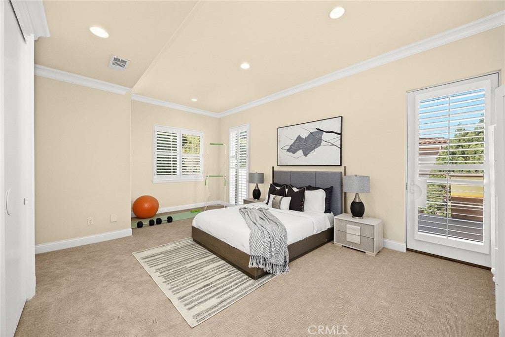 South Pasadena, California, 91030, United States, 4 Bedrooms Bedrooms, ,5 BathroomsBathrooms,Residential,Active,1968417