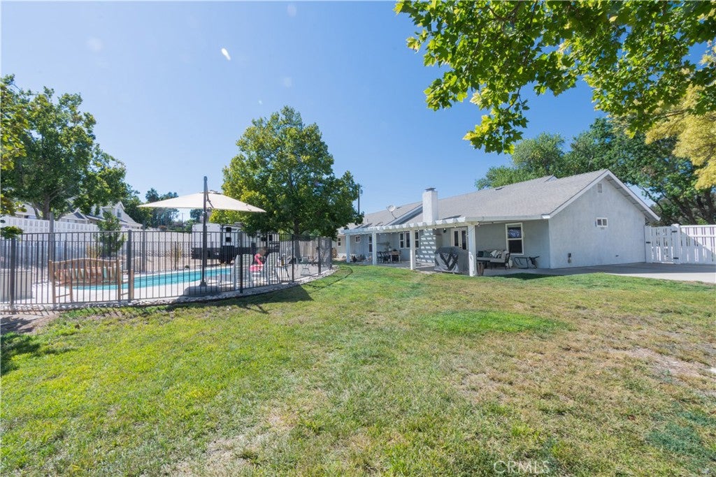 Paso Robles, California, 93446, United States, 4 Bedrooms Bedrooms, ,2 BathroomsBathrooms,Residential,Active,1929671