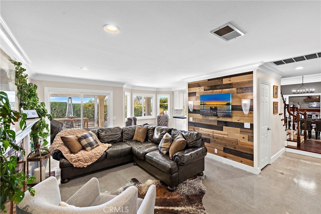 Laguna Niguel, California, 92677, United States, 5 Bedrooms Bedrooms, ,4 BathroomsBathrooms,Residential,Active,2010144