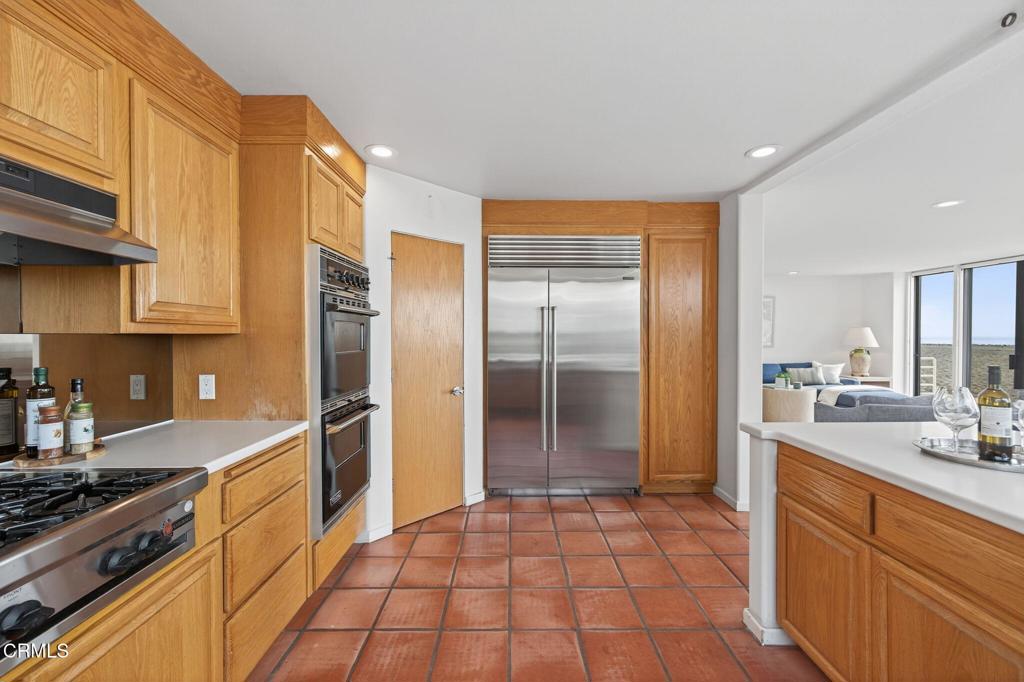 Oxnard, California, 93035, United States, 3 Bedrooms Bedrooms, ,3 BathroomsBathrooms,Residential,Active,1951816