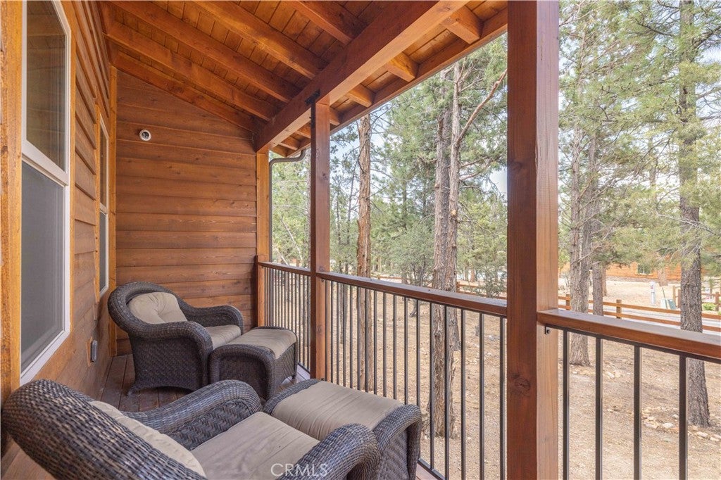 Big Bear City, California, 92314, United States, ,4 BathroomsBathrooms,Residential,Active,1839760