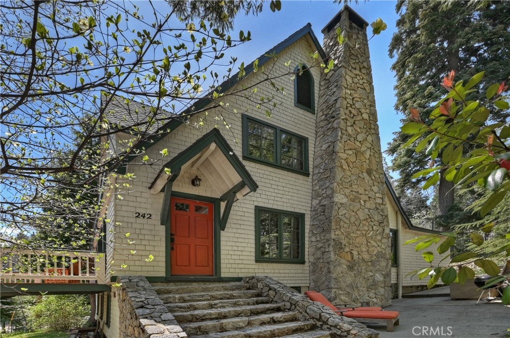 Lake Arrowhead, California, 92352, United States, ,4 BathroomsBathrooms,Residential,Active,1791398