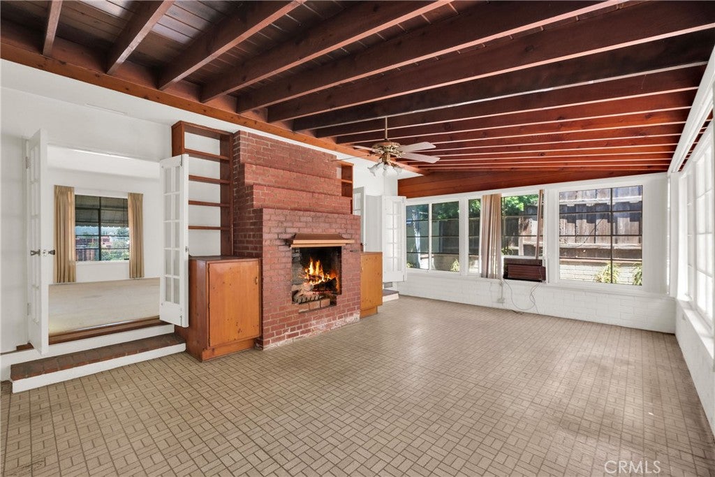 Los Angeles, California, 90039, United States, 4 Bedrooms Bedrooms, ,3 BathroomsBathrooms,Residential,Active,1892396