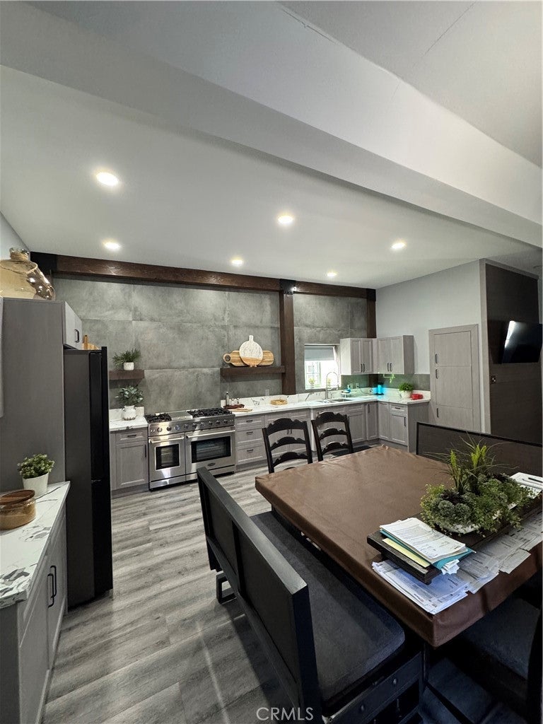 Corona, California, 92882, United States, ,3 BathroomsBathrooms,Residential,Active,1726827