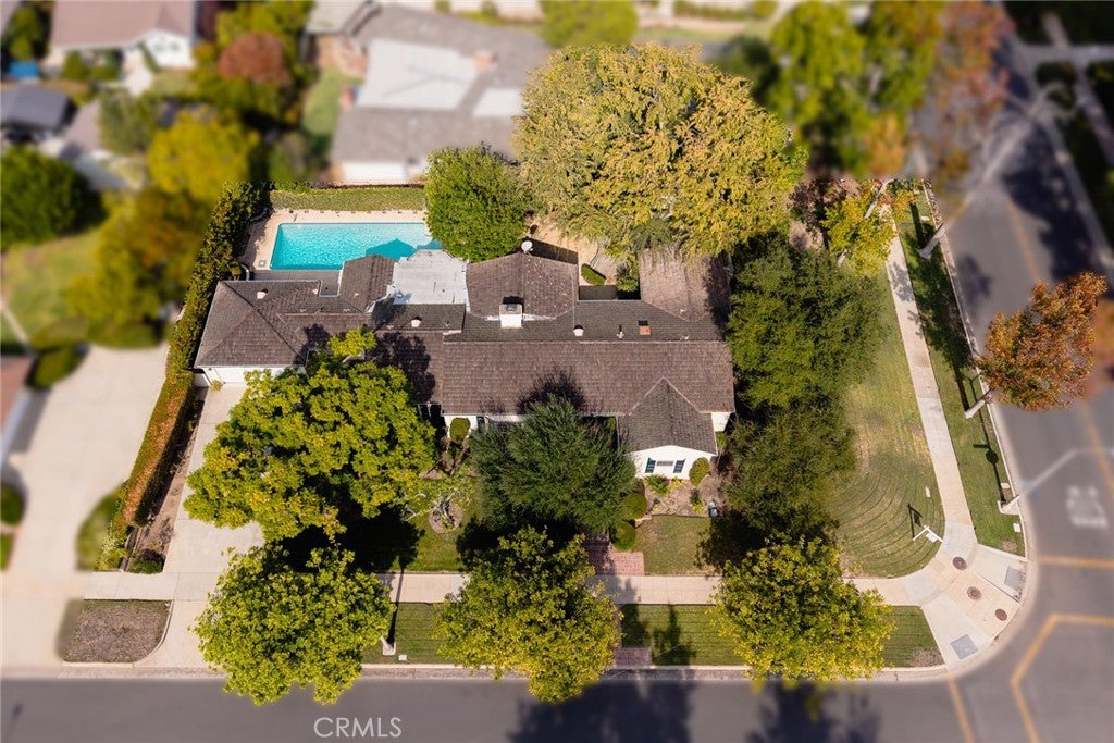 San Marino, California, 91108, United States, 4 Bedrooms Bedrooms, ,3 BathroomsBathrooms,Residential,Active,1993951