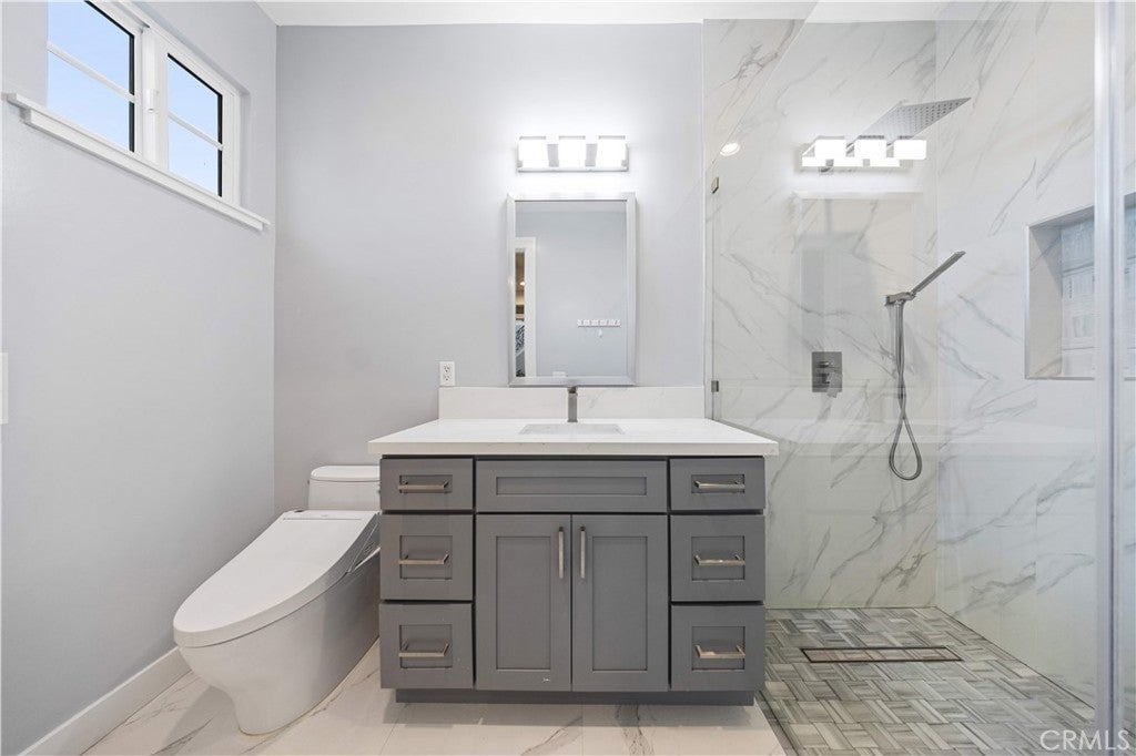 Walnut, California, 91789, United States, 5 Bedrooms Bedrooms, ,7 BathroomsBathrooms,Residential,Active,1903230