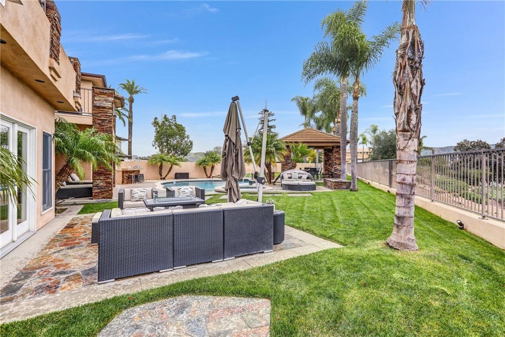 Anaheim, California, 92807, United States, 6 Bedrooms Bedrooms, ,5 BathroomsBathrooms,Residential,Active,2006989