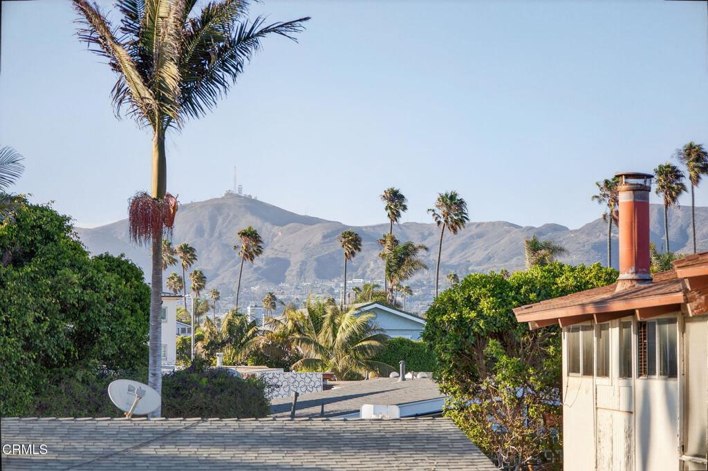 Ventura, California, 93001, United States, 4 Bedrooms Bedrooms, ,3 BathroomsBathrooms,Residential,Active,1926891