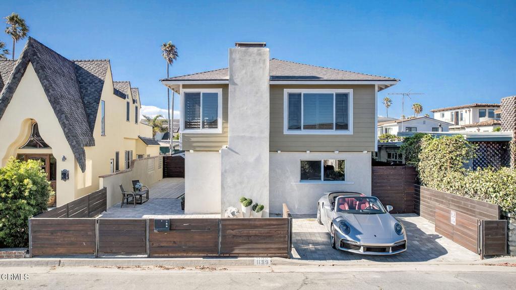 Ventura, California, 93001, United States, 4 Bedrooms Bedrooms, ,3 BathroomsBathrooms,Residential,Active,1926891