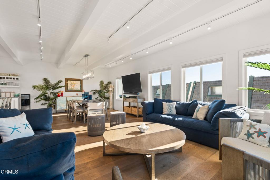 Malibu, California, 90265, United States, 4 Bedrooms Bedrooms, ,4 BathroomsBathrooms,Residential,Active,2006937