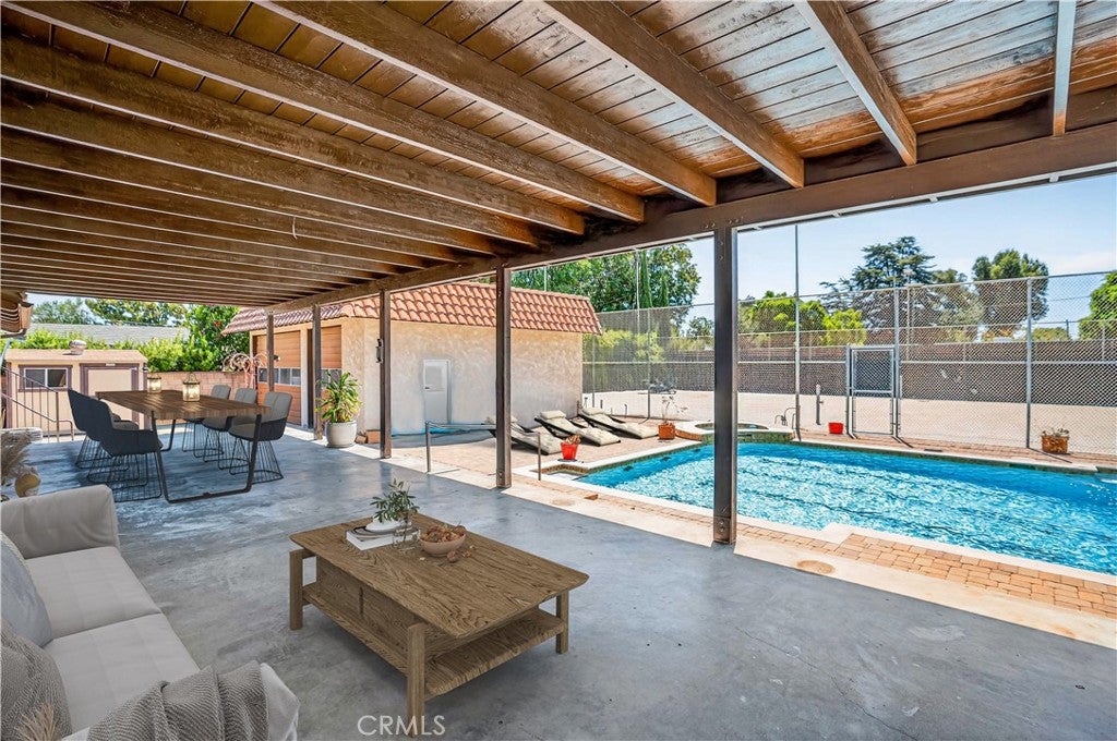 Granada Hills, California, 91344, United States, 5 Bedrooms Bedrooms, ,4 BathroomsBathrooms,Residential,Active,1929698