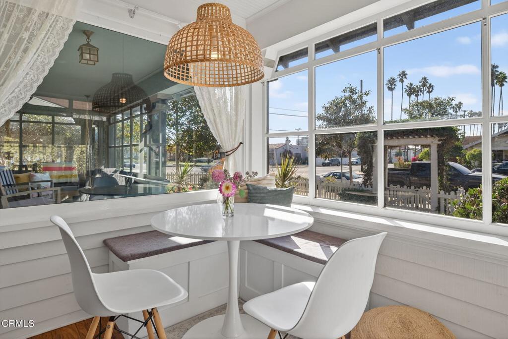 Oxnard, California, 93030, United States, 5 Bedrooms Bedrooms, ,2 BathroomsBathrooms,Residential,Active,1985561