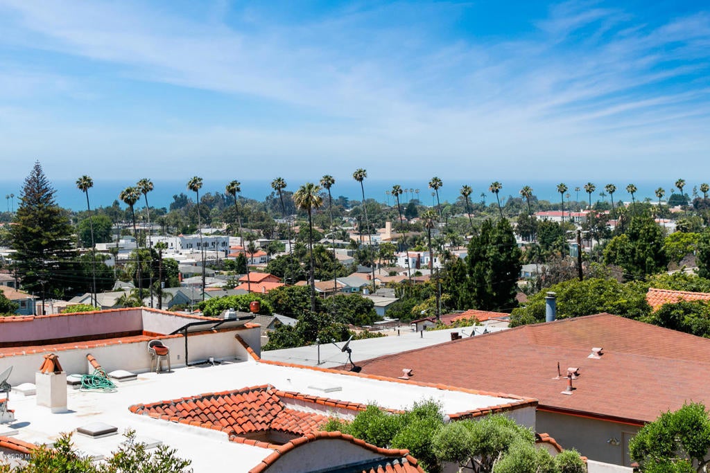 Ventura, California, 93001, United States, 4 Bedrooms Bedrooms, ,4 BathroomsBathrooms,Residential,Contingent,1944037