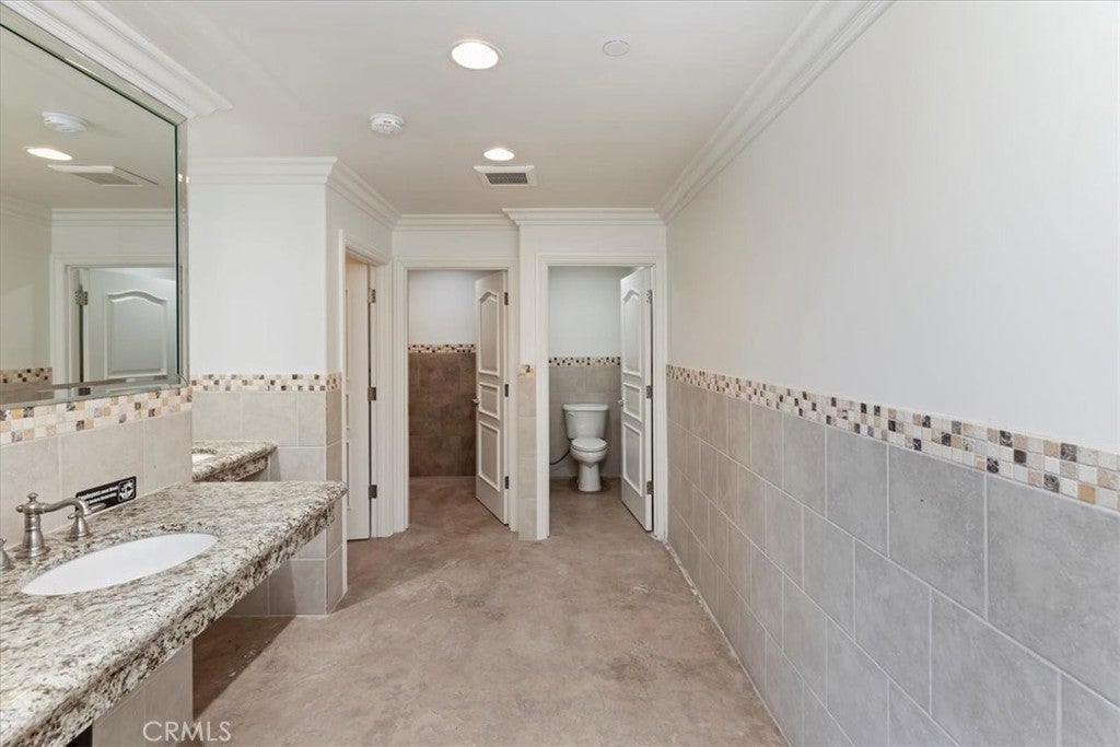 Temecula, California, 92591, United States, 9 Bedrooms Bedrooms, ,14 BathroomsBathrooms,Residential,Active,1996300