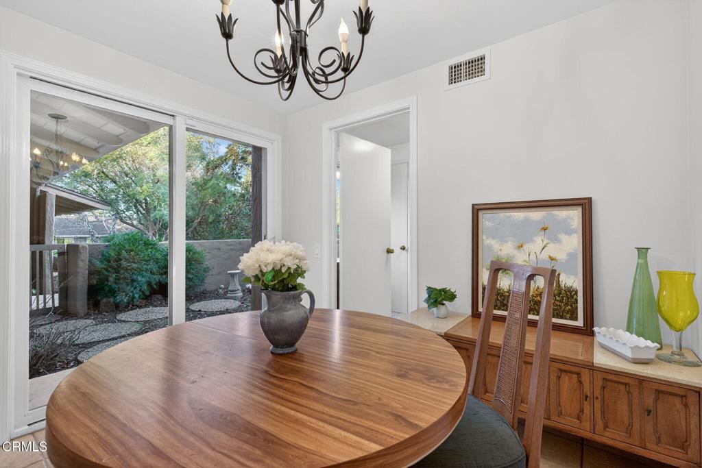 Camarillo, California, 93010, United States, 4 Bedrooms Bedrooms, ,2 BathroomsBathrooms,Residential,Active,2011874