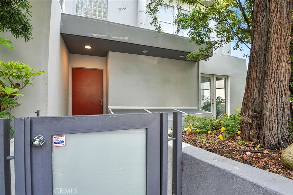 Santa Monica, California, 90405, United States, ,3 BathroomsBathrooms,Residential,Active,1894761