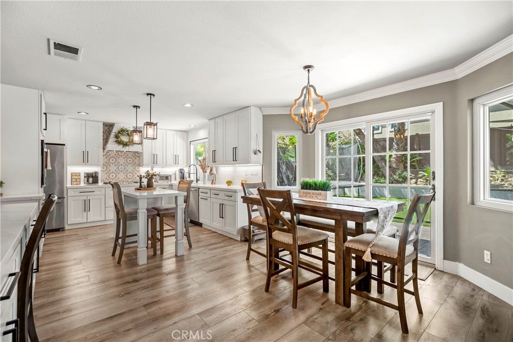 Rancho Santa Margarita, California, 92688, United States, 4 Bedrooms Bedrooms, ,3 BathroomsBathrooms,Residential,Active,1944272