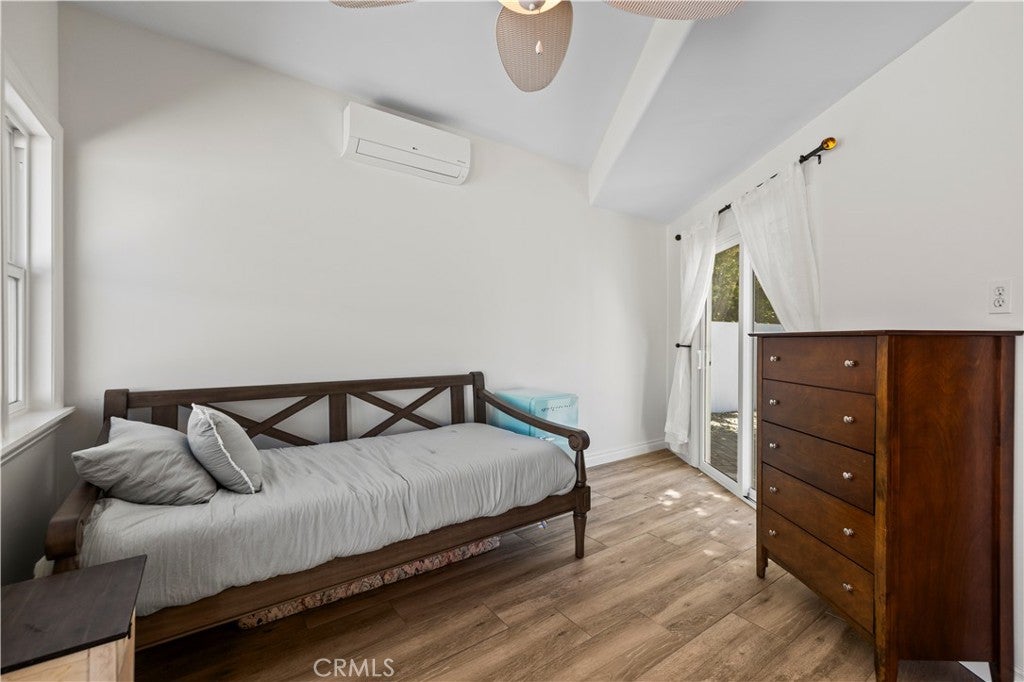 Northridge, California, 91325, United States, 4 Bedrooms Bedrooms, ,4 BathroomsBathrooms,Residential,Active,1936096