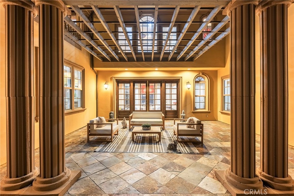 Arcadia, California, 91006, United States, 7 Bedrooms Bedrooms, ,9 BathroomsBathrooms,Residential,Active,1919404