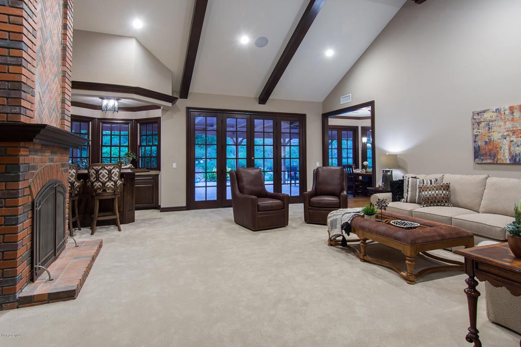 Agoura Hills, California, 91301, United States, 5 Bedrooms Bedrooms, ,5 BathroomsBathrooms,Residential,Active,2012898