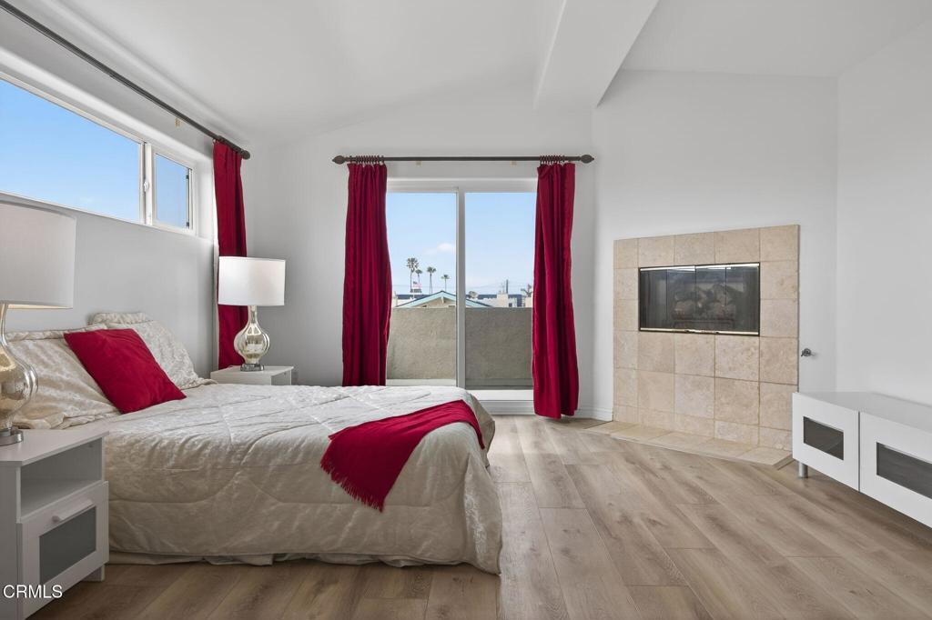 Oxnard, California, 93035, United States, 4 Bedrooms Bedrooms, ,3 BathroomsBathrooms,Residential,Active,2031789