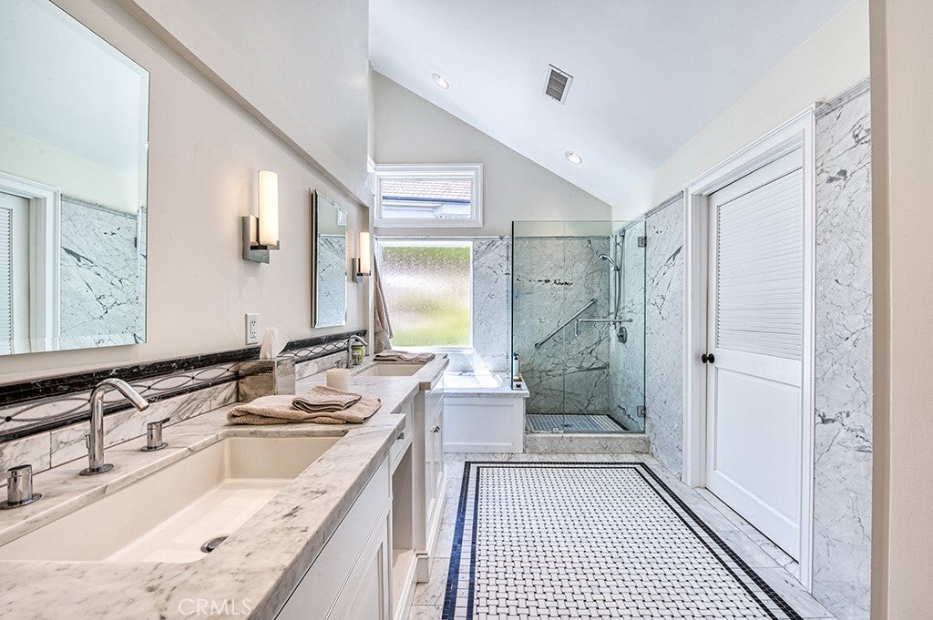 Trabuco Canyon, California, 92679, United States, 4 Bedrooms Bedrooms, ,4 BathroomsBathrooms,Residential,Active,1922516