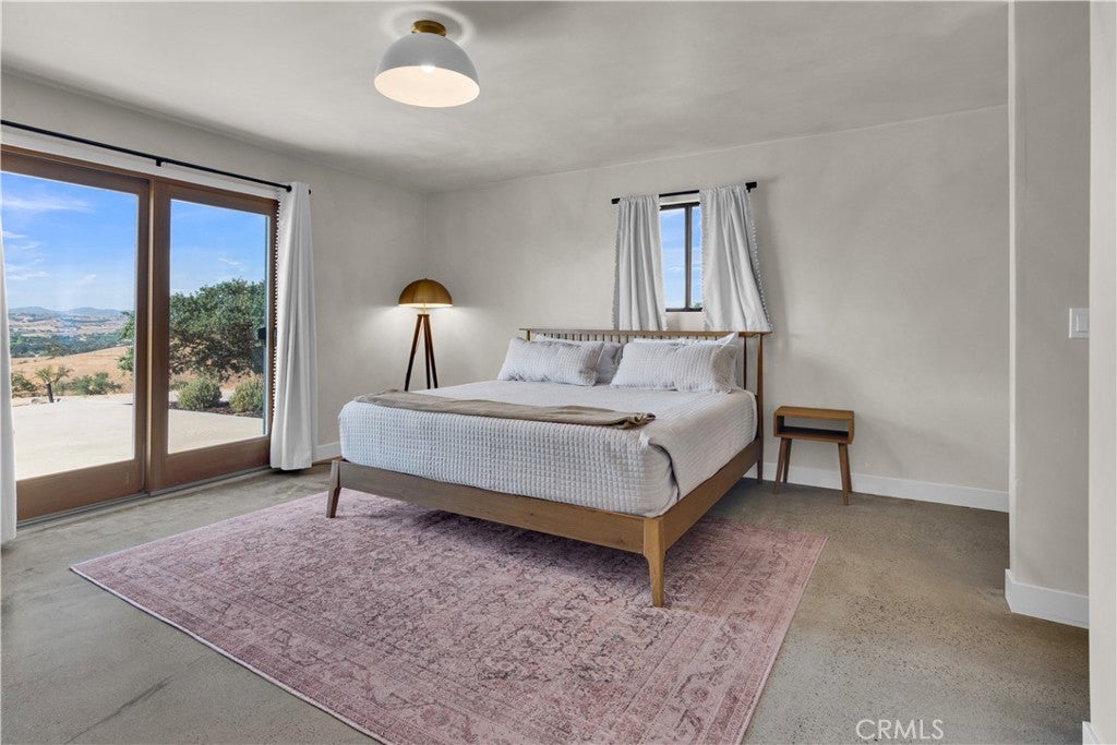 Paso Robles, California, 93446, United States, 4 Bedrooms Bedrooms, ,3 BathroomsBathrooms,Residential,Active,1941140