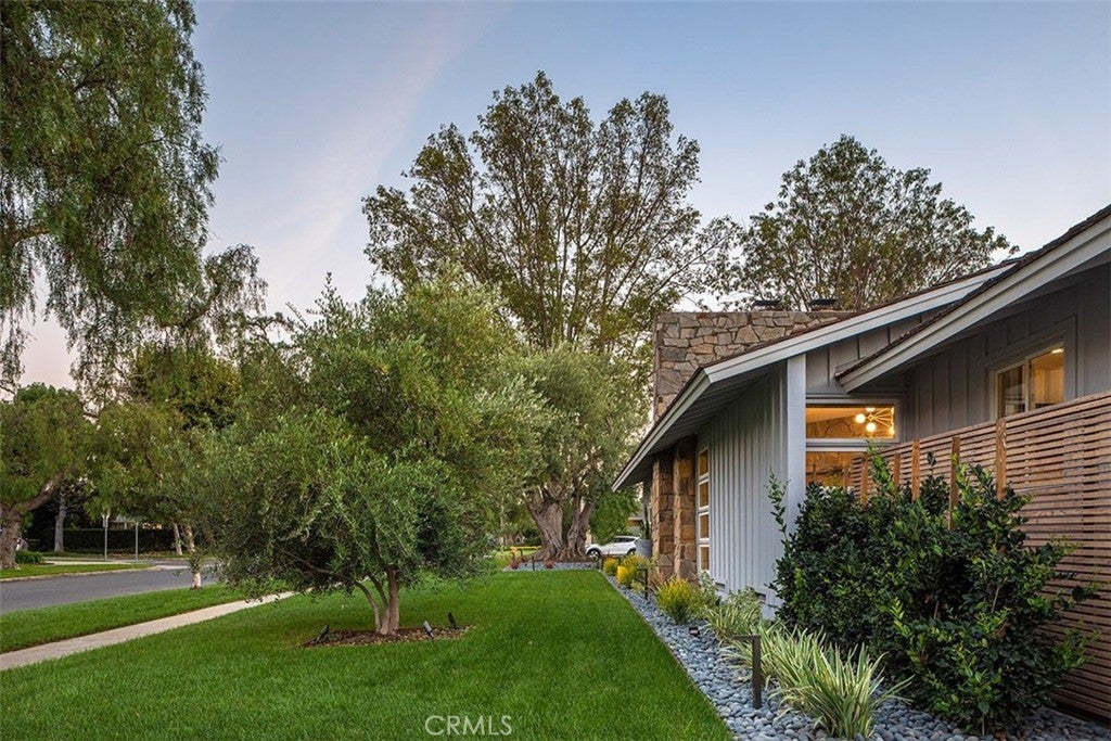 Long Beach, California, 90815, United States, 4 Bedrooms Bedrooms, ,4 BathroomsBathrooms,Residential,Active,1999914